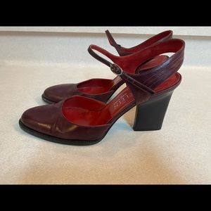 •SOLD• Vintage Anne Klein Leather Pumps